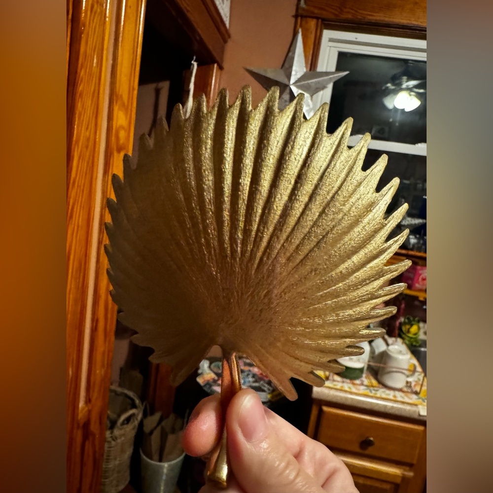 Lillie Deco Leaf Tray✨ - Picture 4 of 8